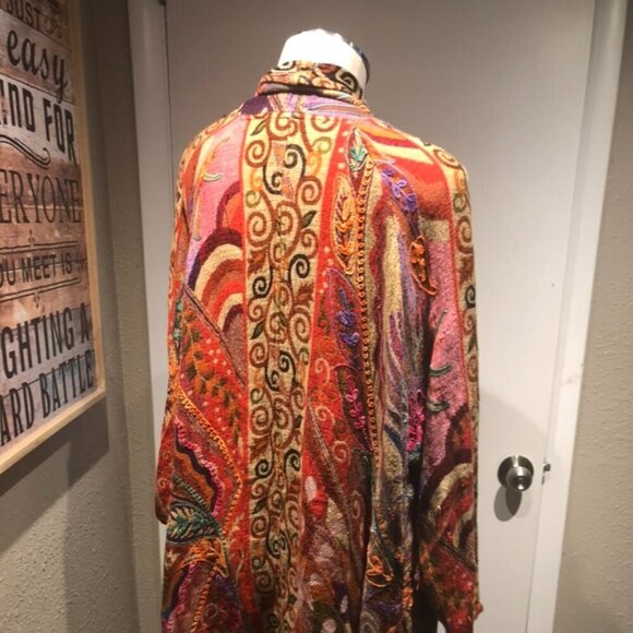 LIKE NEW KIMONO HAND EMBROIDERED WOMENS MEDIUM BY ANU - Picture 1 of 12